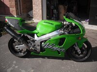 zx7R-1.jpg