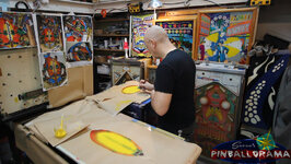 spray-yellow-03.jpg